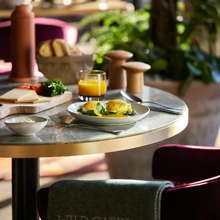Six Senses Hotel