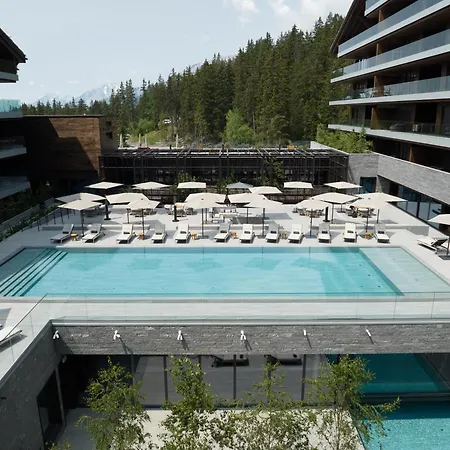 Six Senses كرانز مونتانا