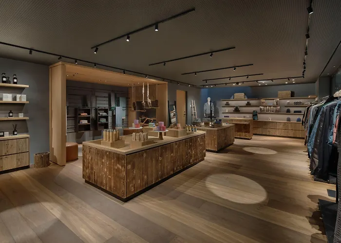 Отель Six Senses