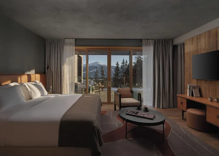 Six Senses Отель