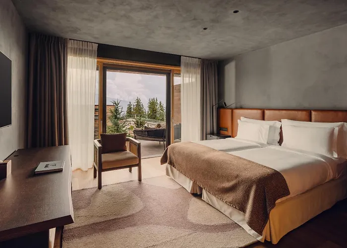 Six Senses Отель