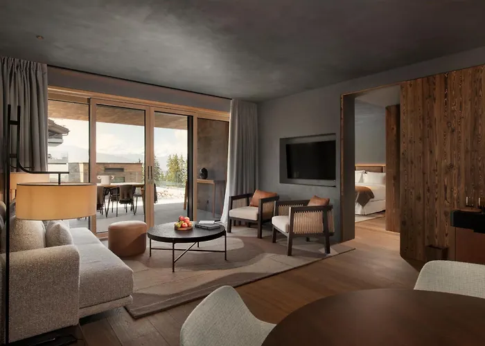 Отель Six Senses