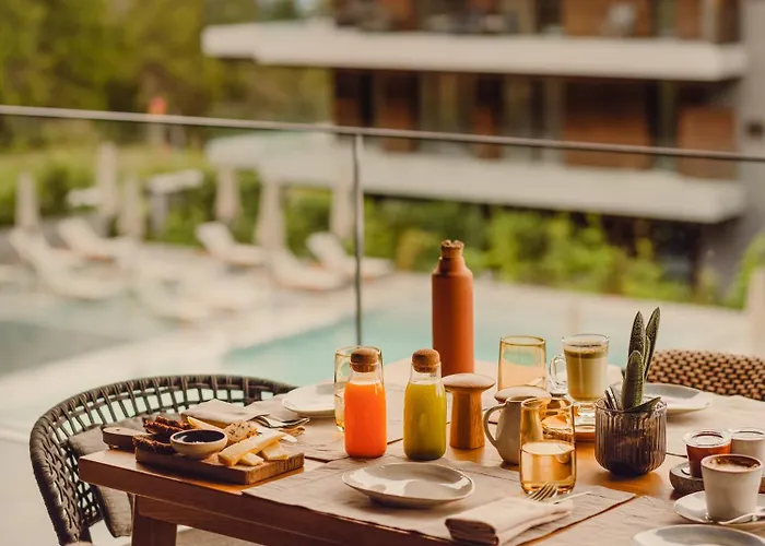 Отель Six Senses