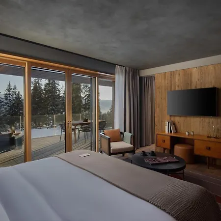 Six Senses Szálloda