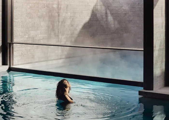 Six Senses מלון 5*